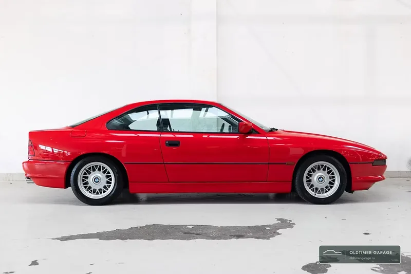 BMW 840Ci, вид сбоку