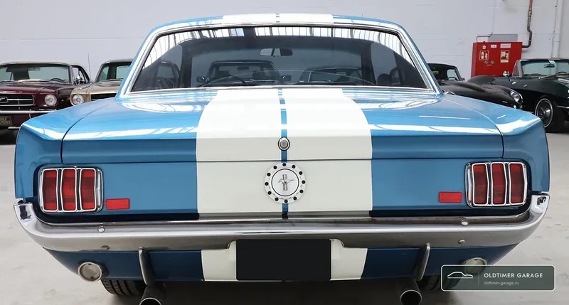 Ford Mustang 1966, вид сзади