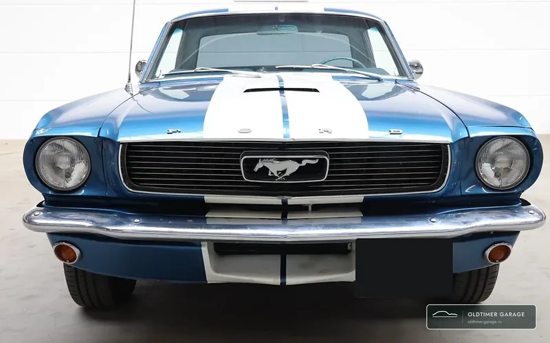 Ford Mustang 1966, вид спереди