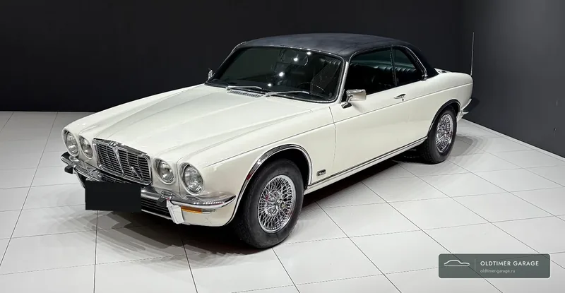 Jaguar XJ6 Coupé, вид спереди три четверти
