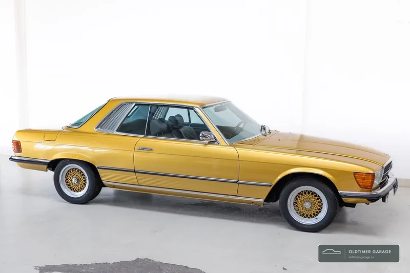 Mercedes-Benz 350 SLC, вид сбоку