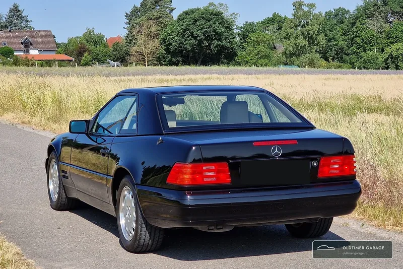 SL 280, вид сзади три четверти