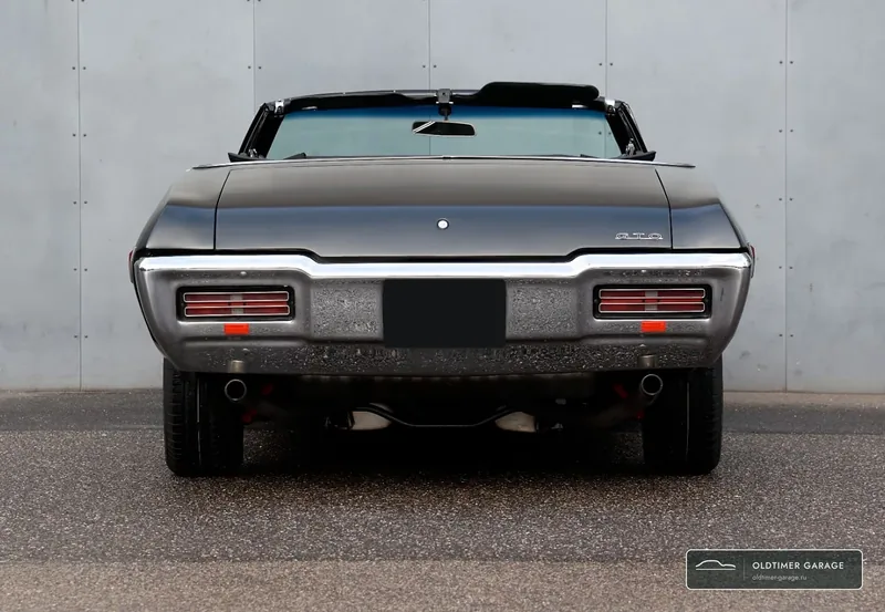 Pontiac GTO, вид сзади